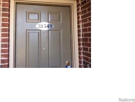 4th image of 28549 Carlton Way Dr #1