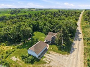 2537 Q Ave, Clutier, IA 52217