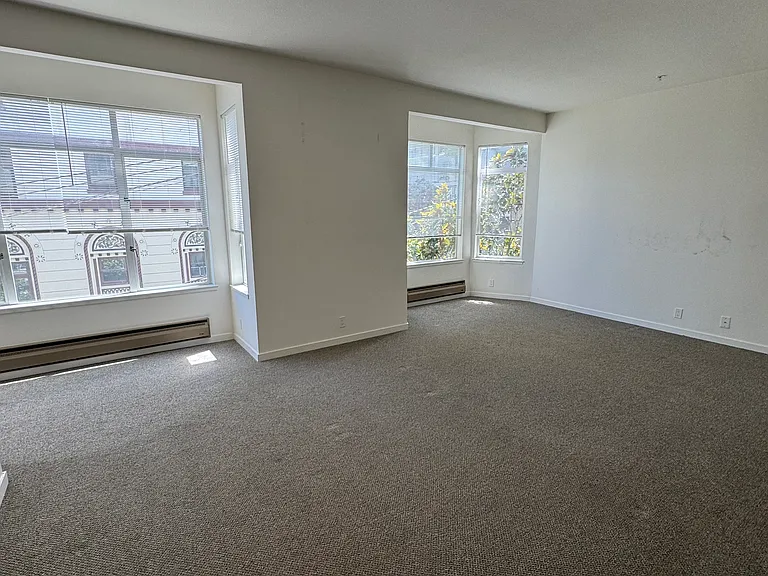 1400 Jones St #202 — Photo 6