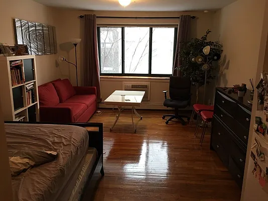 Rented by The MJS Group NY LLC | media 7