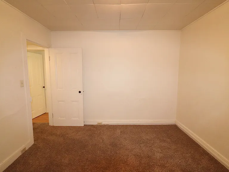 322 W Main St #3 — Photo 12