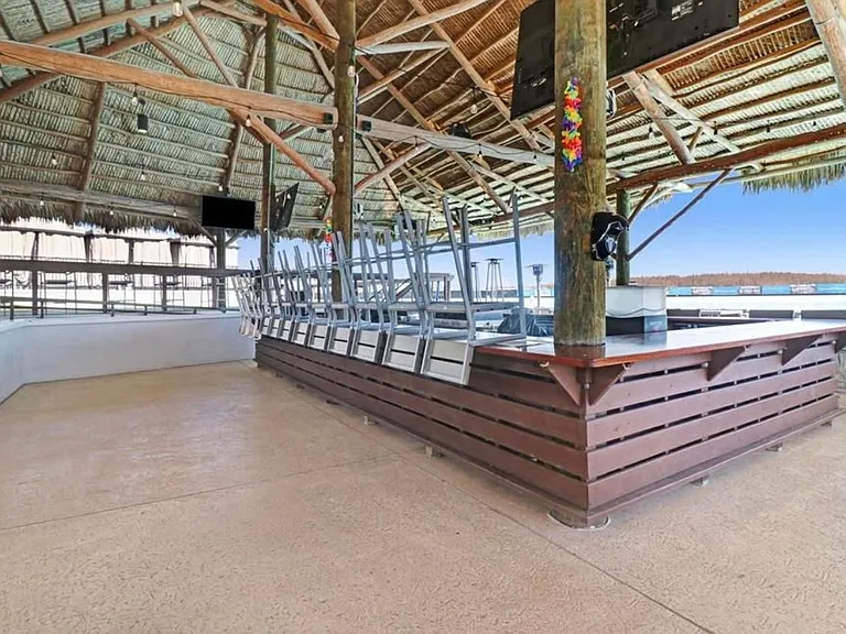 Epperson Lagoon bar