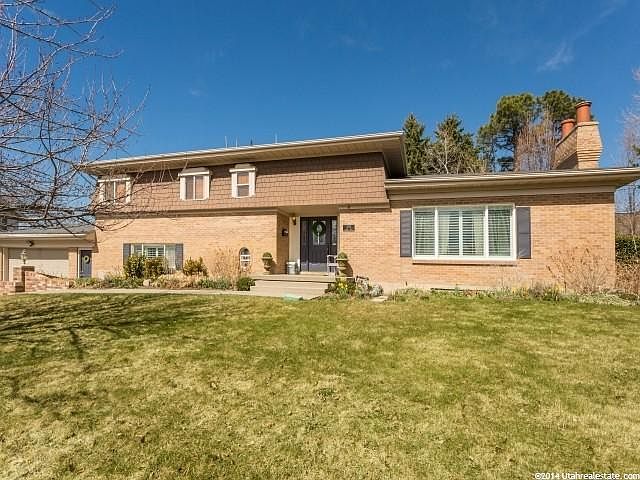 1st image of 2739 E Sommet Dr