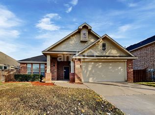 625 Vickie St, Crowley, TX 76036