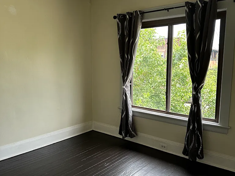 1266 W 112th St #TOWNHOUSE — Photo 13