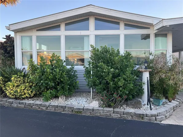 203 Monitor Dr, Flagler Beach, FL 32136