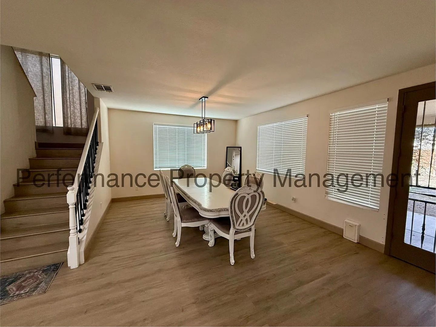 Beautiful 2 Story SW Bakersfield Home w/ Solar, RBP & Deposit Alternative Option — Photo 4