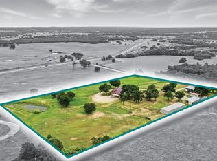 250 Division Ln, Poolville, TX 76487