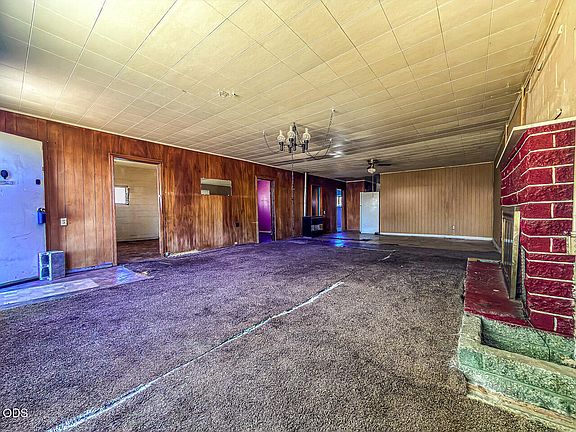 4th image of 3126 Delaware Ave