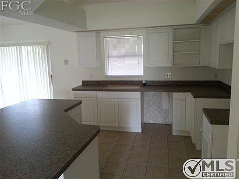 5th image of 6138 Laurelwood Dr