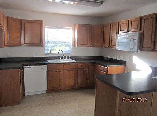 4th image of 40618 E 4th Ave