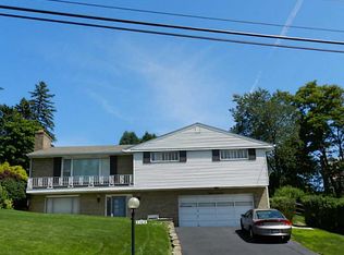 2426 Maryland Dr, Pittsburgh, PA