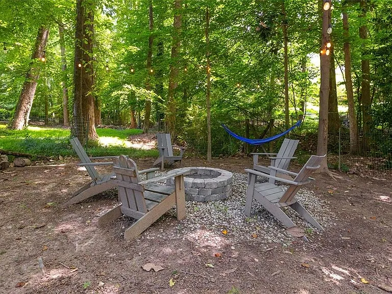 4966 Cambridge Dr — Photo 31