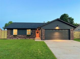 338 W Apple Branch Way, Mustang, OK 73064