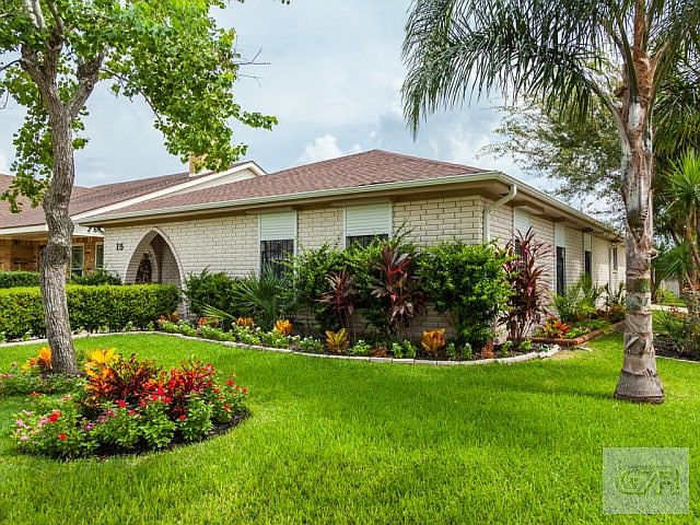 1st image of 15 Campeche Cir