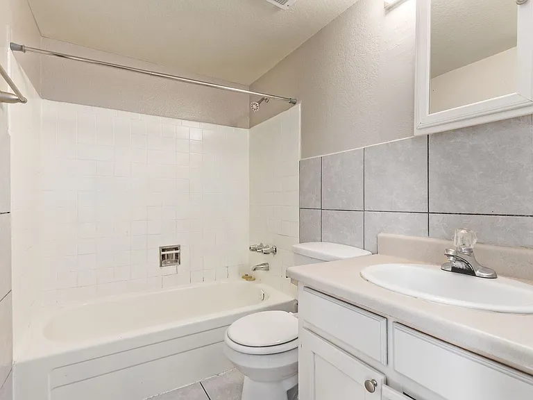 769 E. Pierce St. — Photo 11