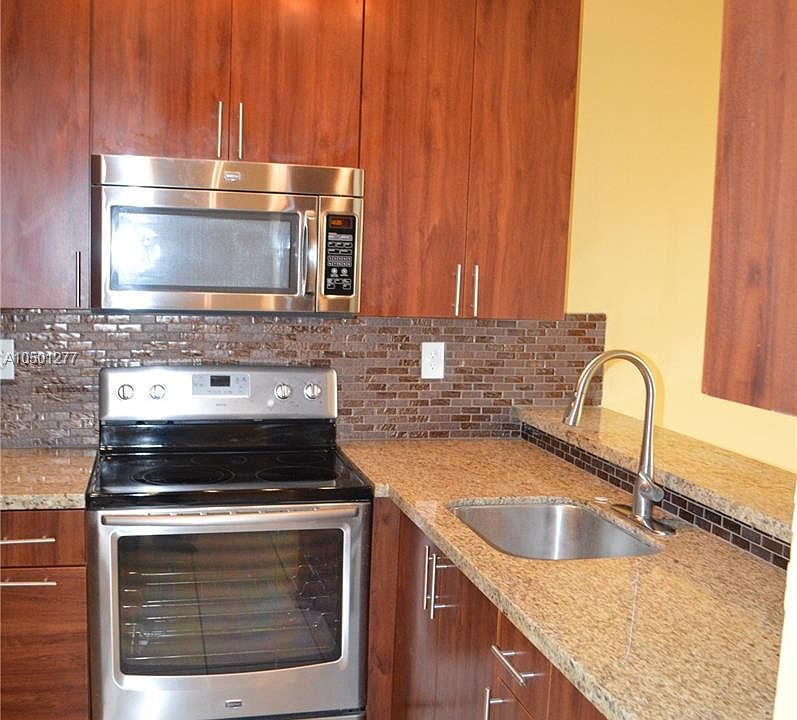 1st image of 13930 SW 93rd Ln #0