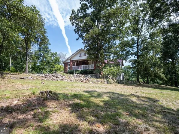 617 Forsyth St, Barnesville, GA 30204