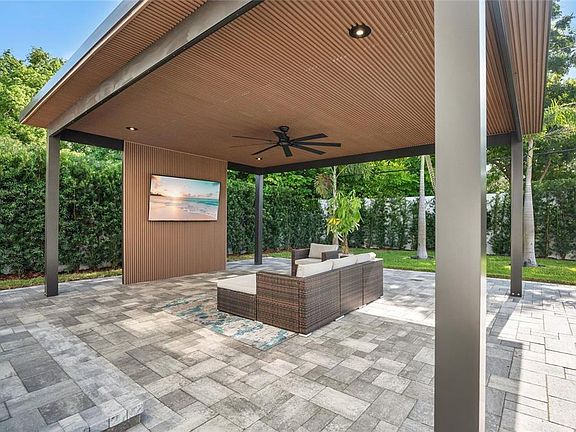 4th image of 1305 BELMONT DRIVE