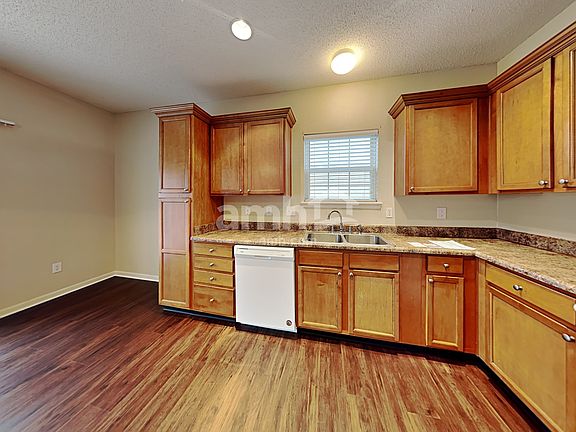 3rd image of 11309 Loudon Ln