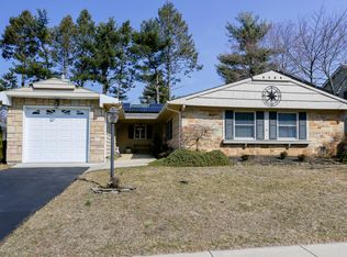 77 Idlewild Ln, Aberdeen, NJ 07747