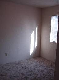 5th image of 832 W 13th St APT B
