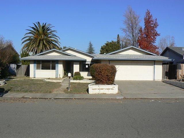 1st image of 8265 Canyon Oak Dr
