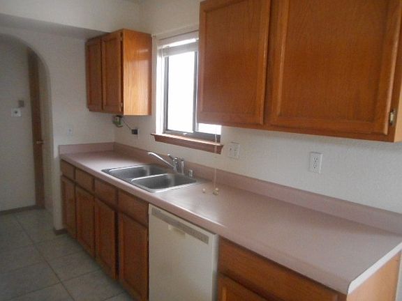 5th image of 8644 Pilgrimage Cir