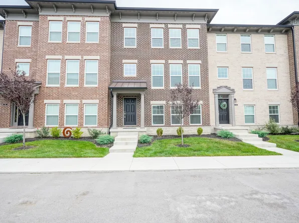340 Brunswick Way, Zionsville, IN 46077