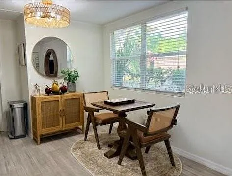 2440 Hillview St — Photo 4