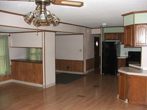 3rd image of 6228 Virginia City Ln