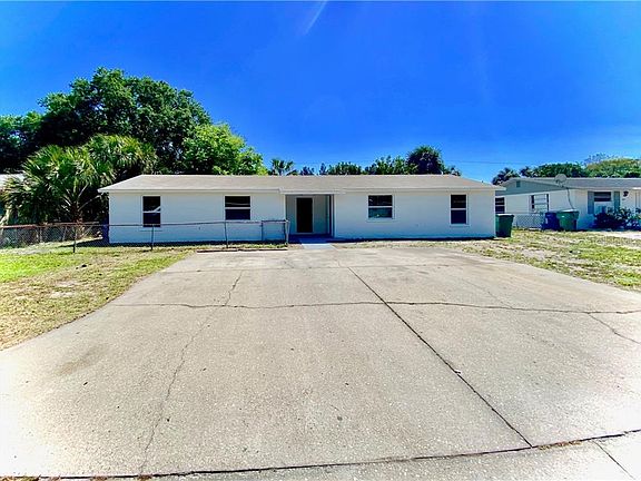 2nd image of 212 60th Avenue Dr W