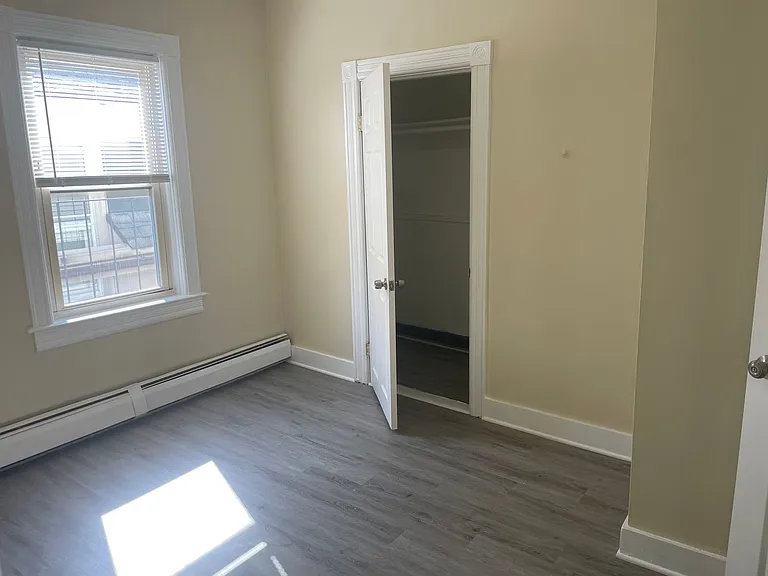 110-112 Magill St — Photo 9