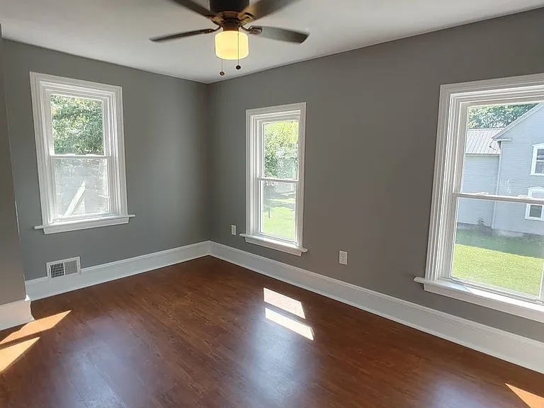 1101 S Main Street — Photo 16