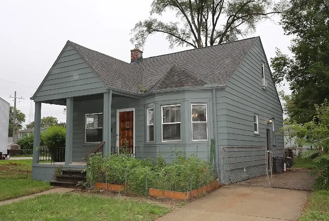 110 W Coy Ave — Photo 1