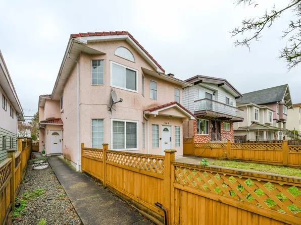 557 E 44th Ave, Vancouver, BC V5W 1W4