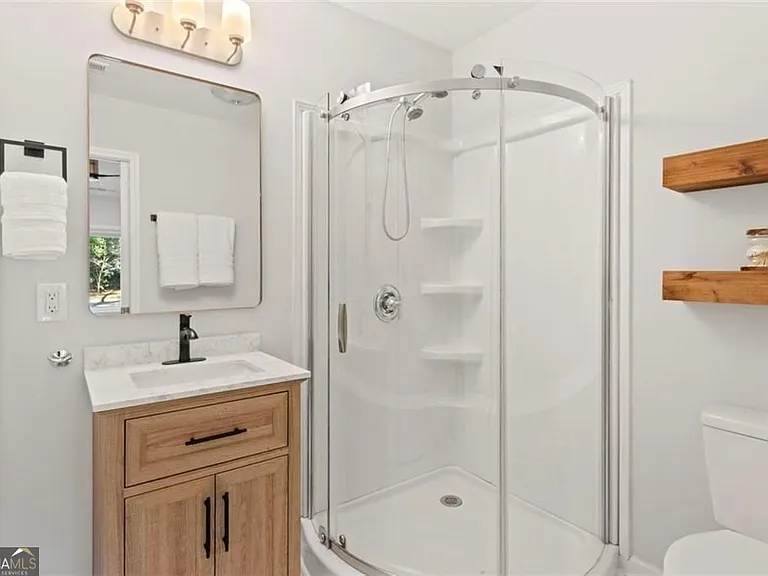 1333 Victor Rd NE — Photo 34