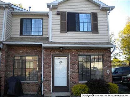 1st image of 24 Ferndale Ct