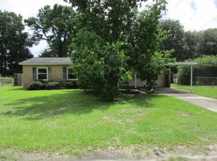21 Westfield Ave, Goose Creek, SC 29445