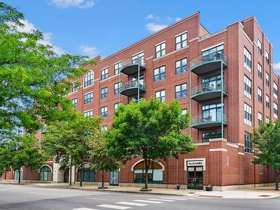 1301 W Washington Blvd APT 609, Chicago, IL, 60607