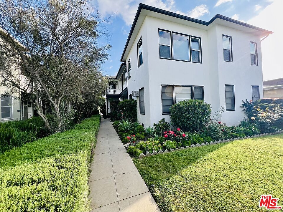 1st image of 4526 Saint Elmo Dr