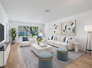 9805 Pecan Tree Dr APT A, Boynton Beach, FL 33436