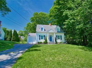 122 Clough Rd, Waterbury, CT 06708