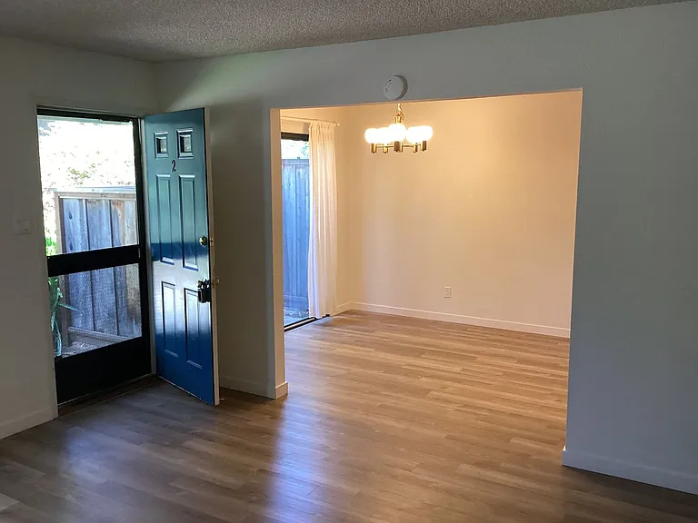 1144 Callas Ln #2 — Photo 3