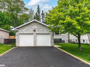 26 Innisbrook Dr, Wasaga Beach, ON L9Z1G3