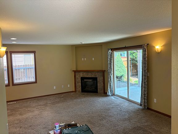 4th image of 10401 NE 52nd Ct