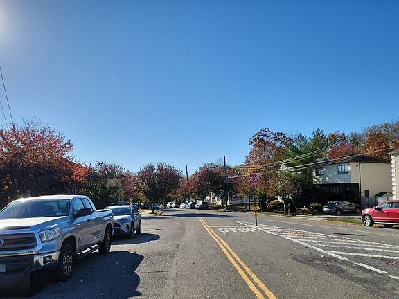 5th image of 106 Buffington Ave