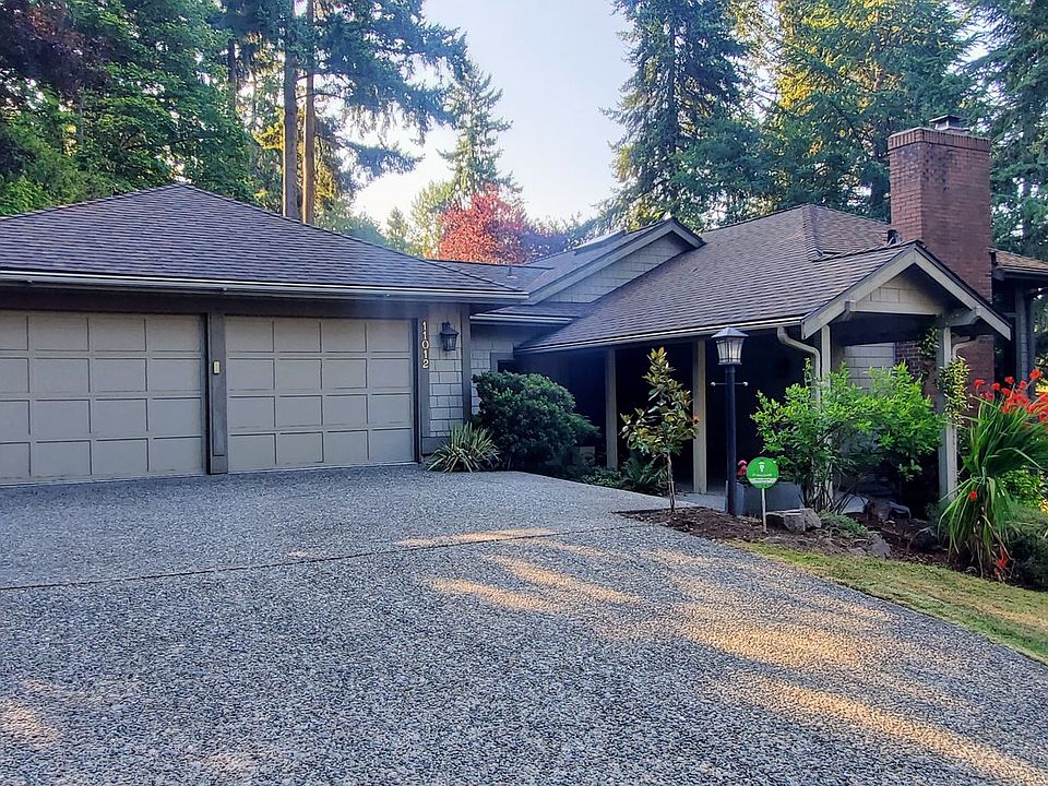 1st image of 11012 NE 37th Ct