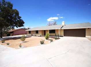 15163 Tonikan Ct, Apple Valley, CA 92307