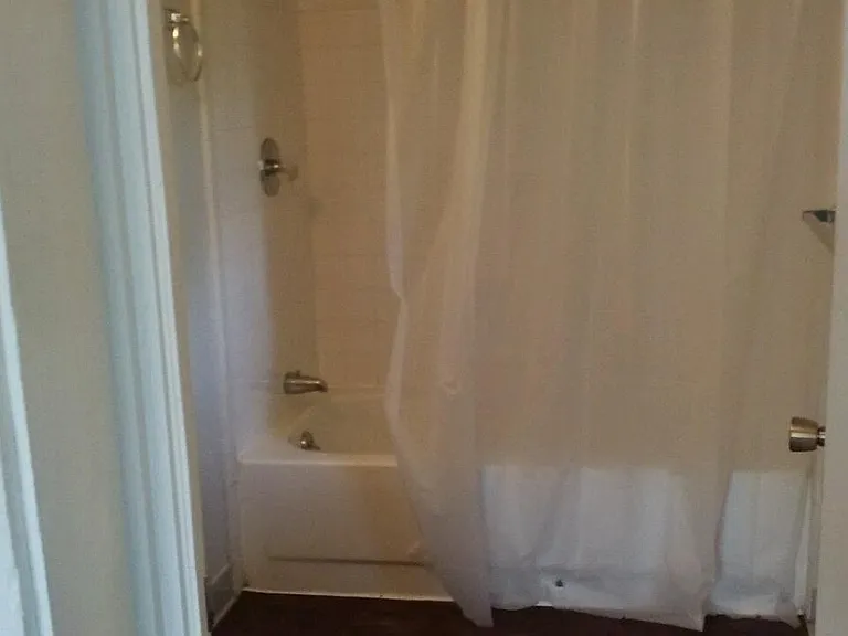 7011 Chalmers Ave — Photo 5